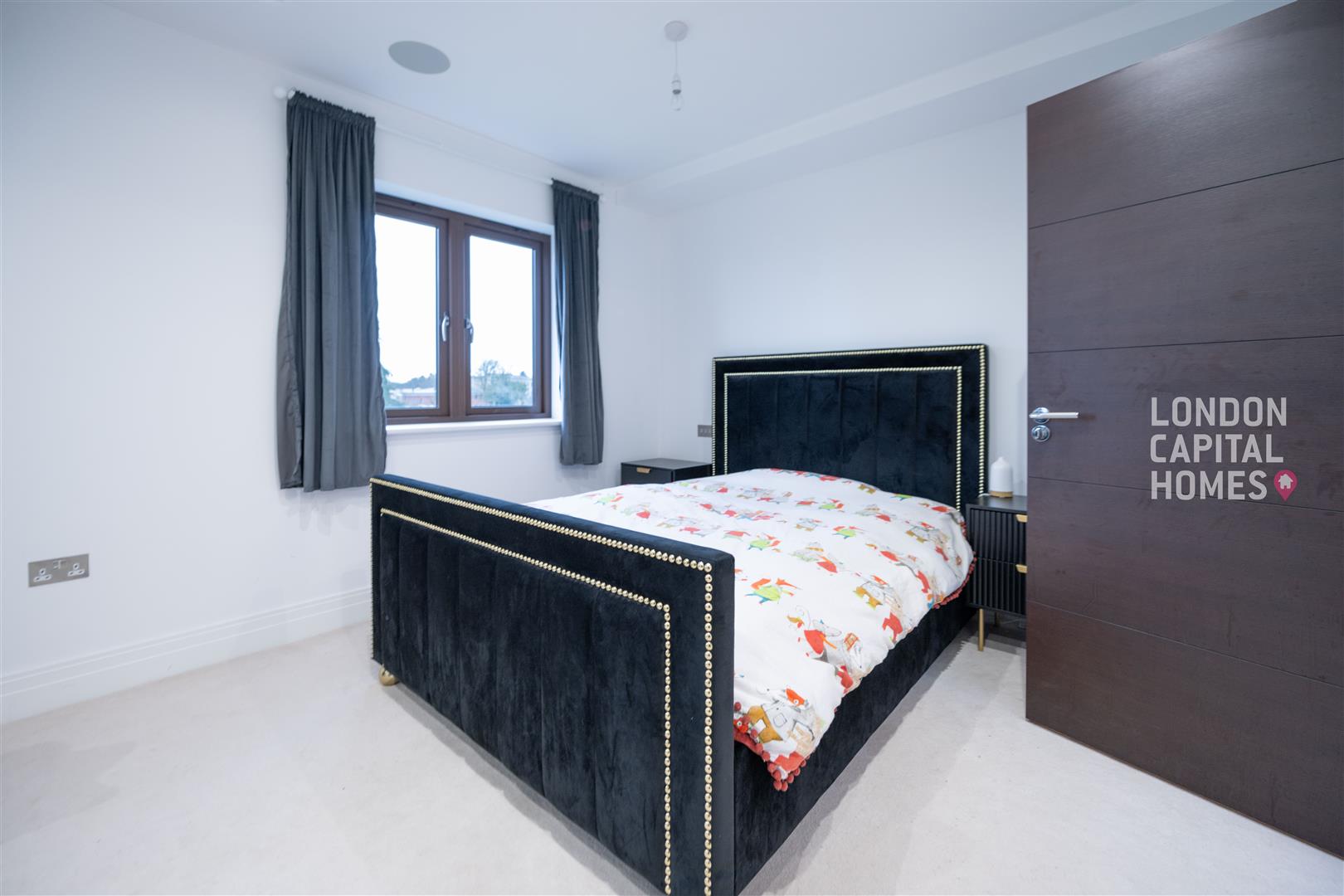 Duchess Crescent, Stanmore